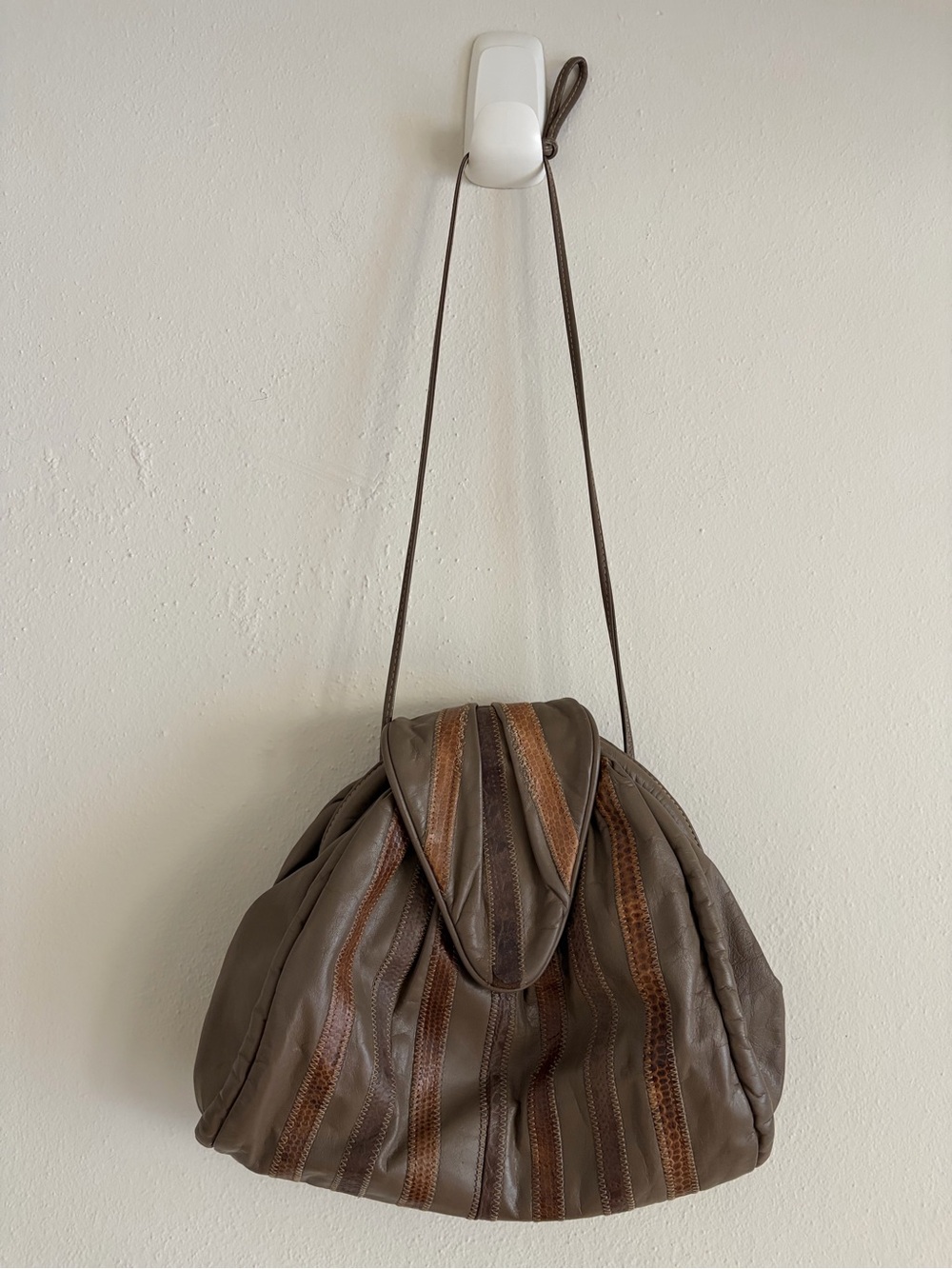 Vintage Boho Shoulder Bag in Taupe and Brown
